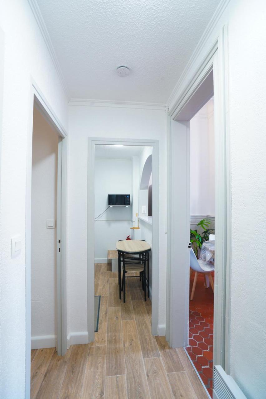 Appartement Du Forum,La Gare, 50 M2 , Climatisation, Garage, Cour Narbonne Eksteriør bilde